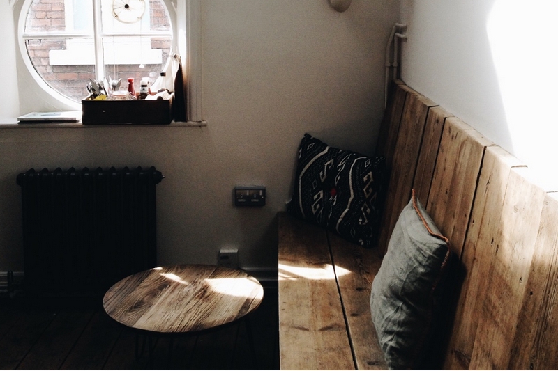 氣候潮濕,家里怎樣防霉 家用防潮空氣凈化除濕機